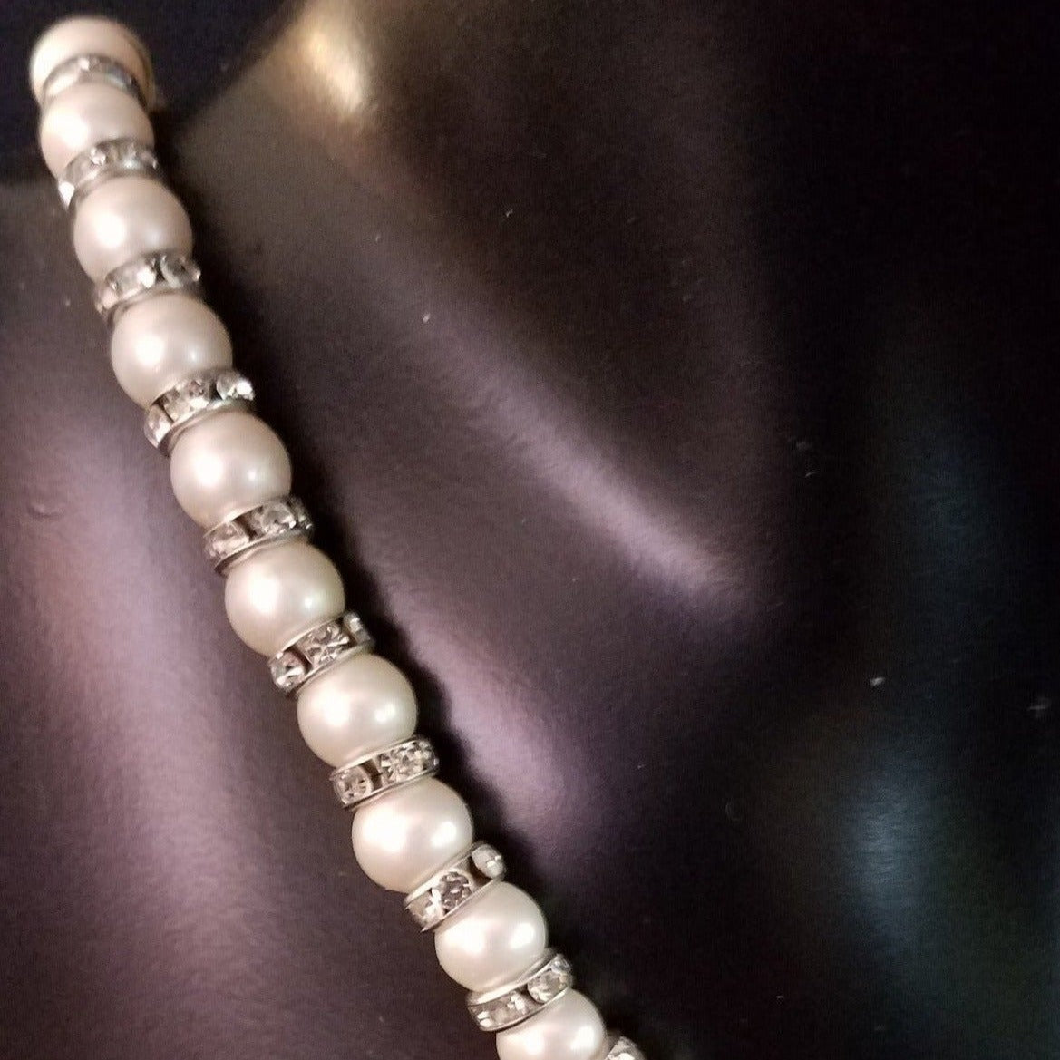 Pearl necklace and earring set