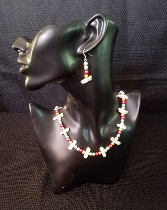 Colored pearl necklace & earring set