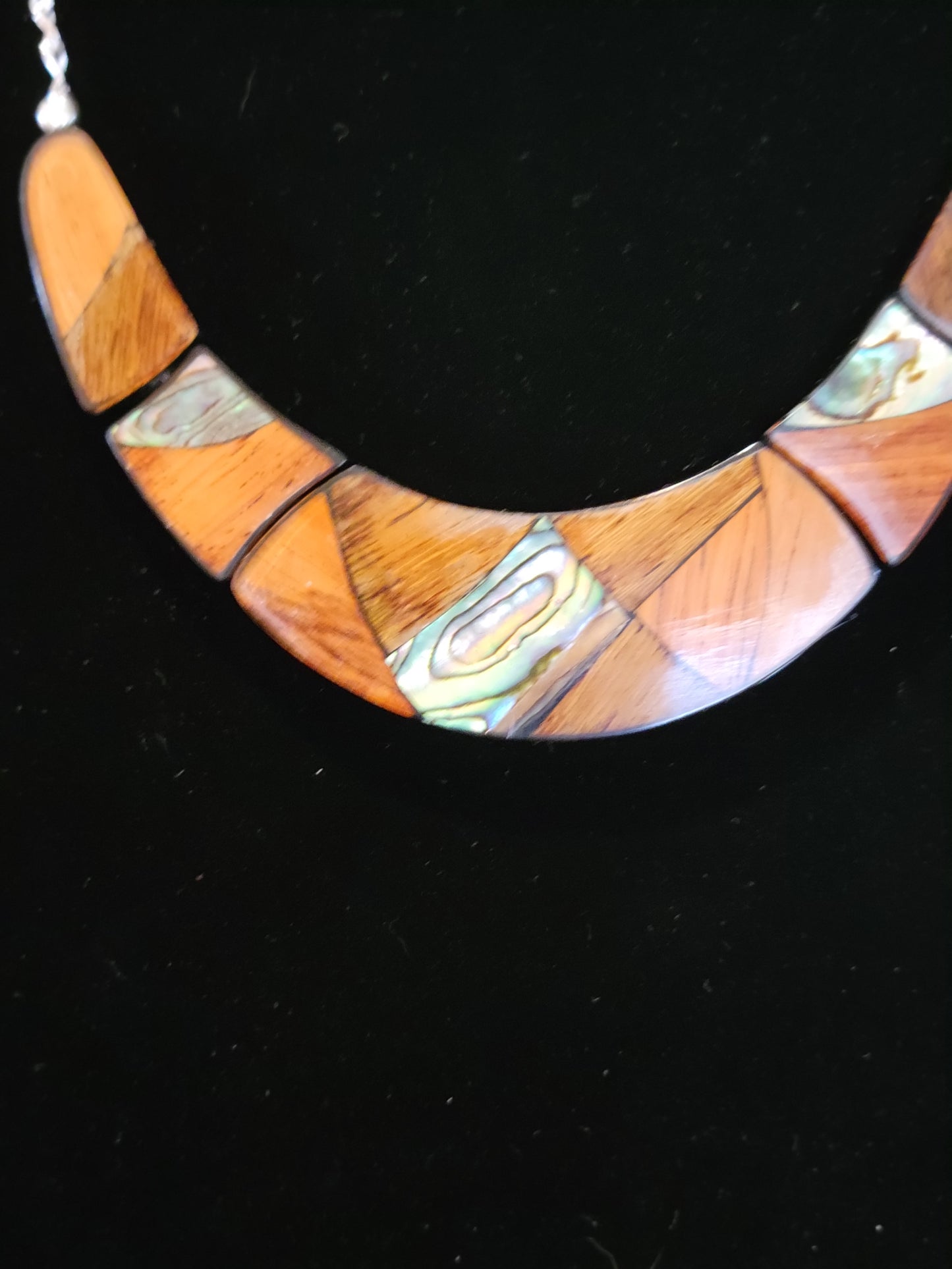 Wooden necklace with inlayed abalone shell, 17 inch