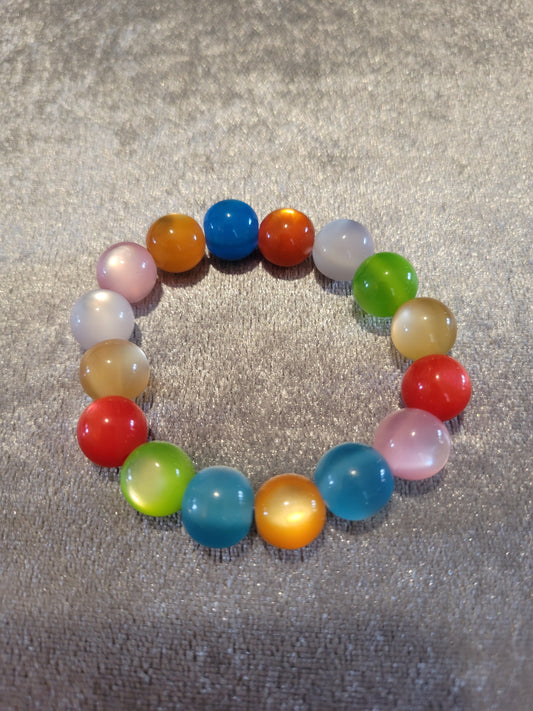 Acrylic colored bead stretch bracelet, size 7