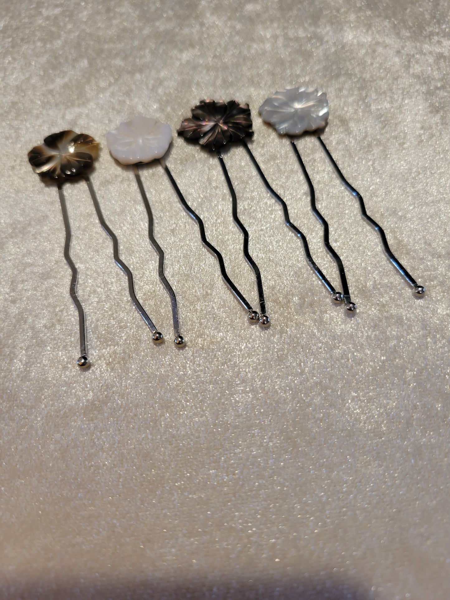 Hair pins with carved flowers